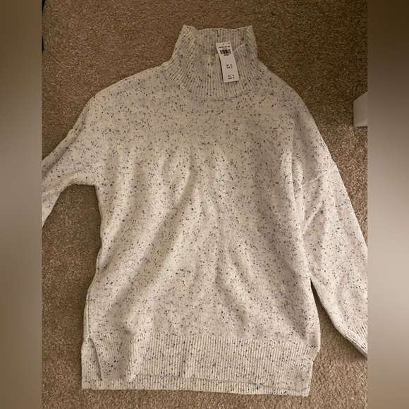 Abercrombie & Fitch Sweaters - Abercrombie & Fitch Oversized Legging-Friendly Turtleneck Sweater